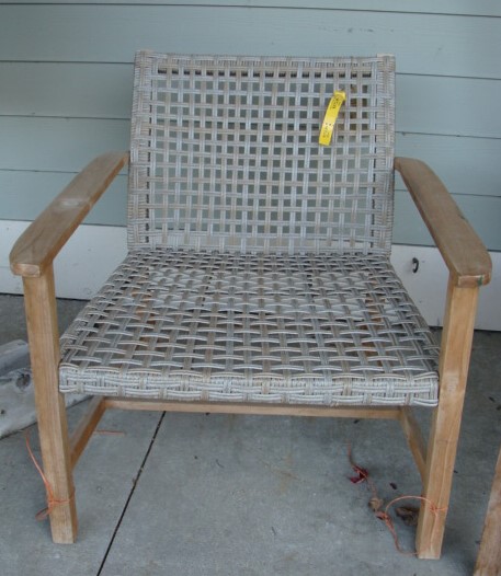 TEAK LOUNGE CHAIR