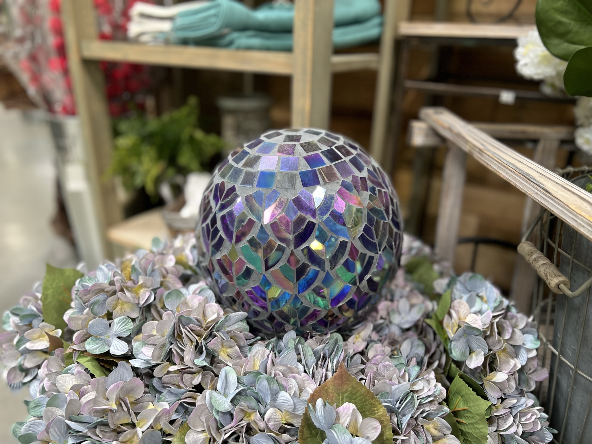 MOSAIC GAZING BALL